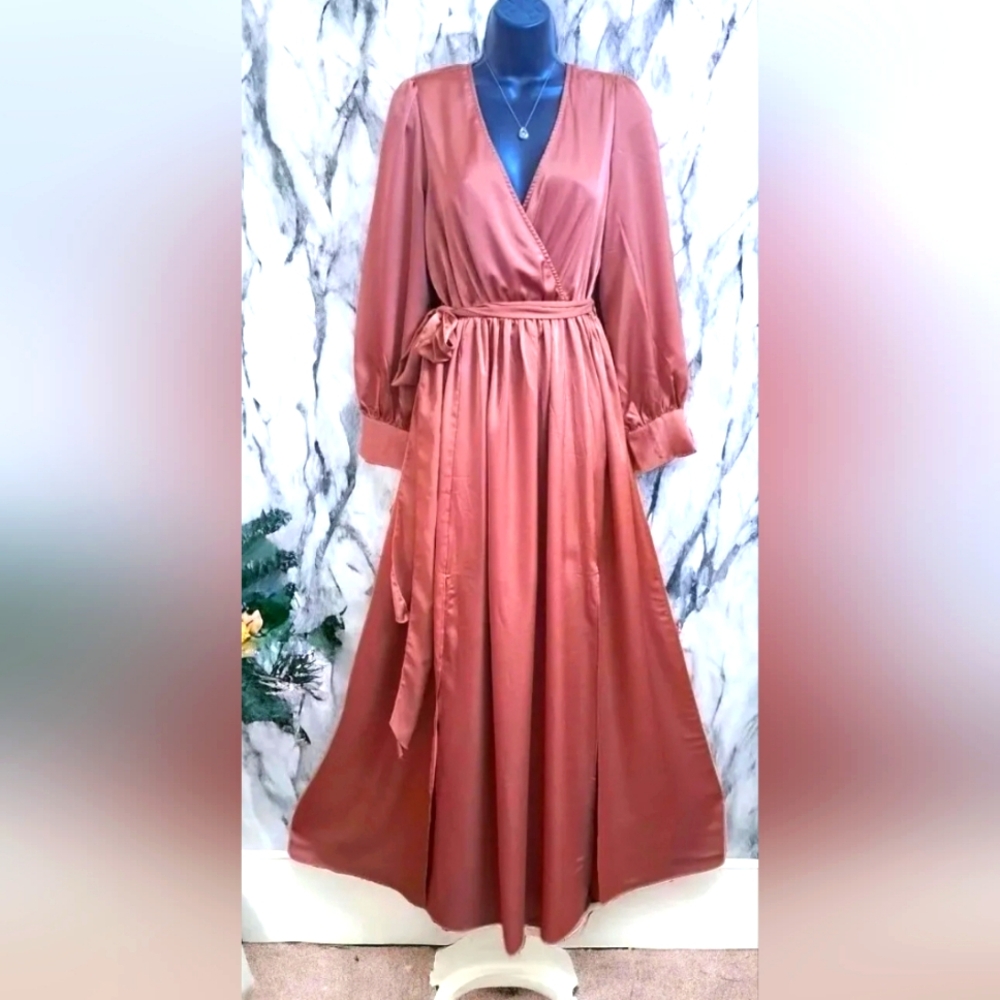 Baltic Born Jenna Maxi Dress Women's Size L Double Split Lined